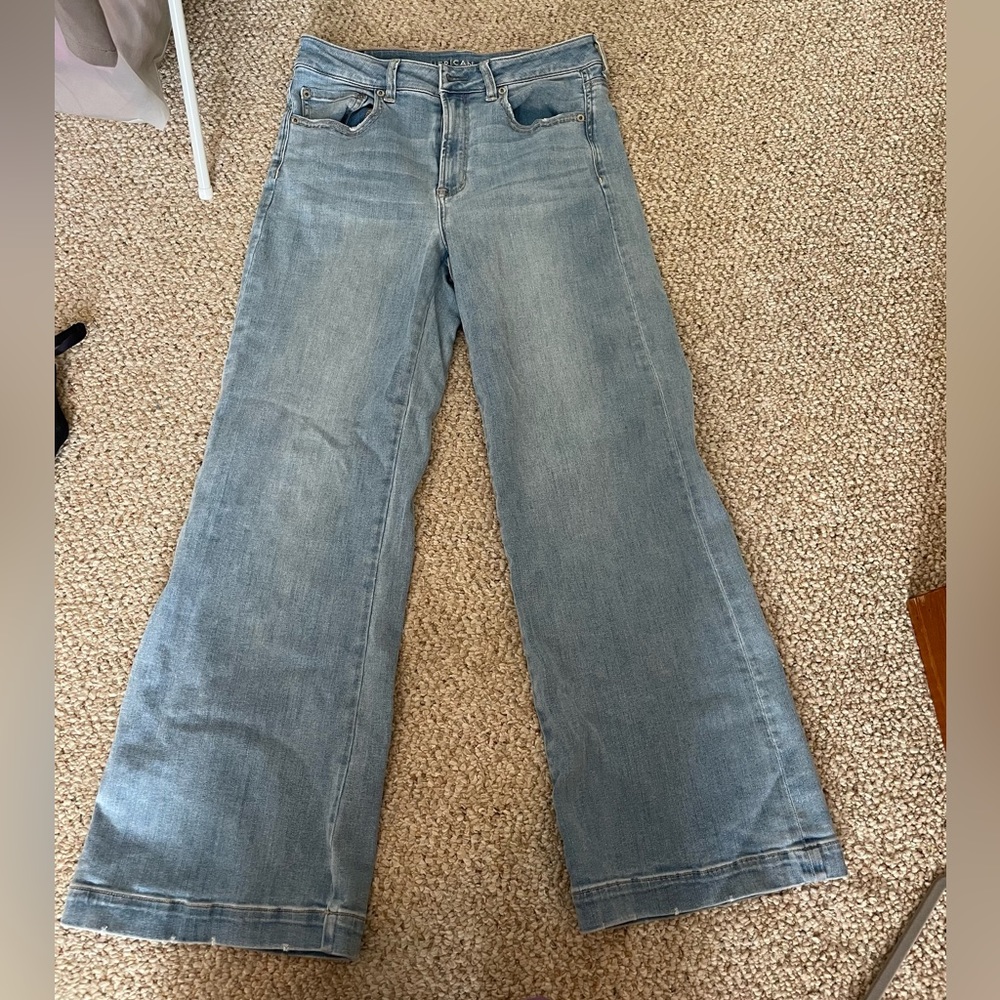 American Eagle 8 extra short wide leg Jean, like new!